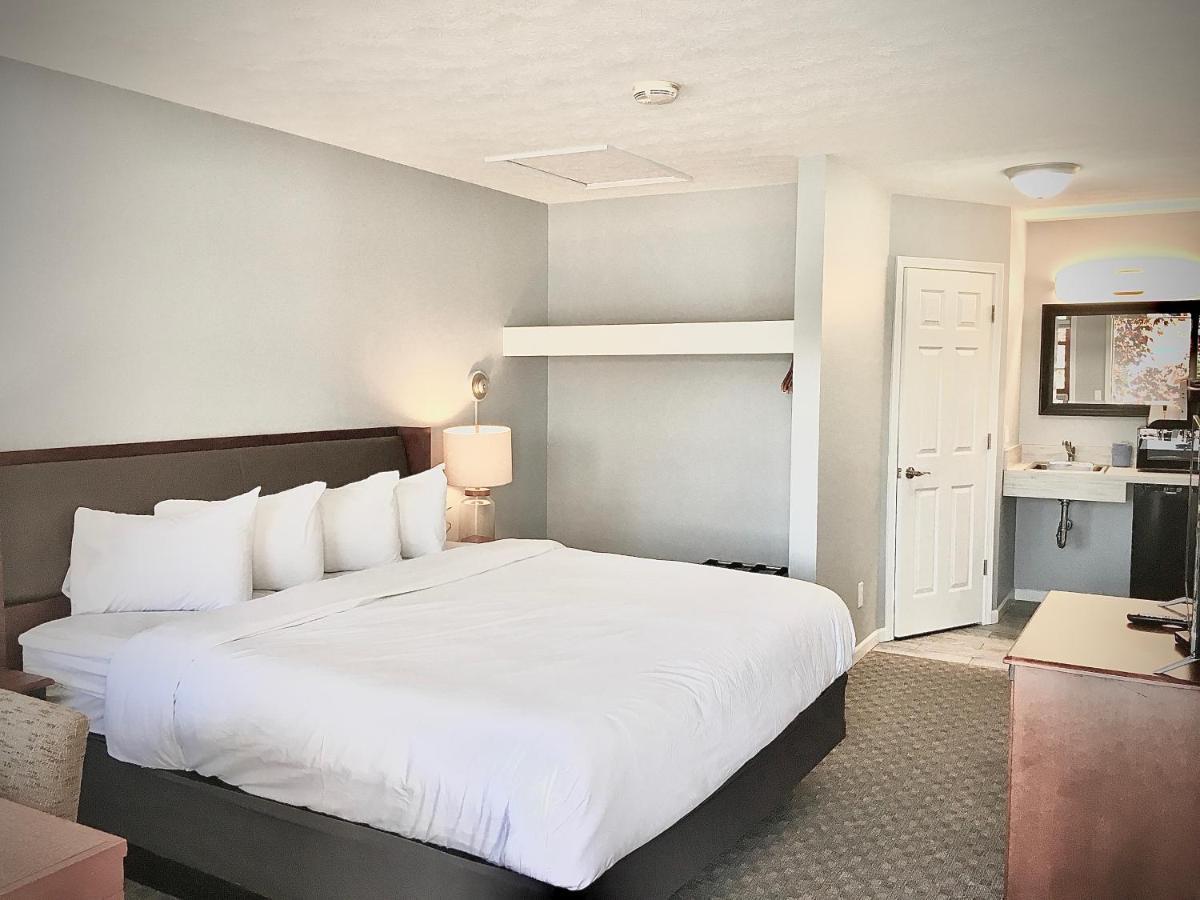 Empire Lakeshore Inn Eksteriør bilde