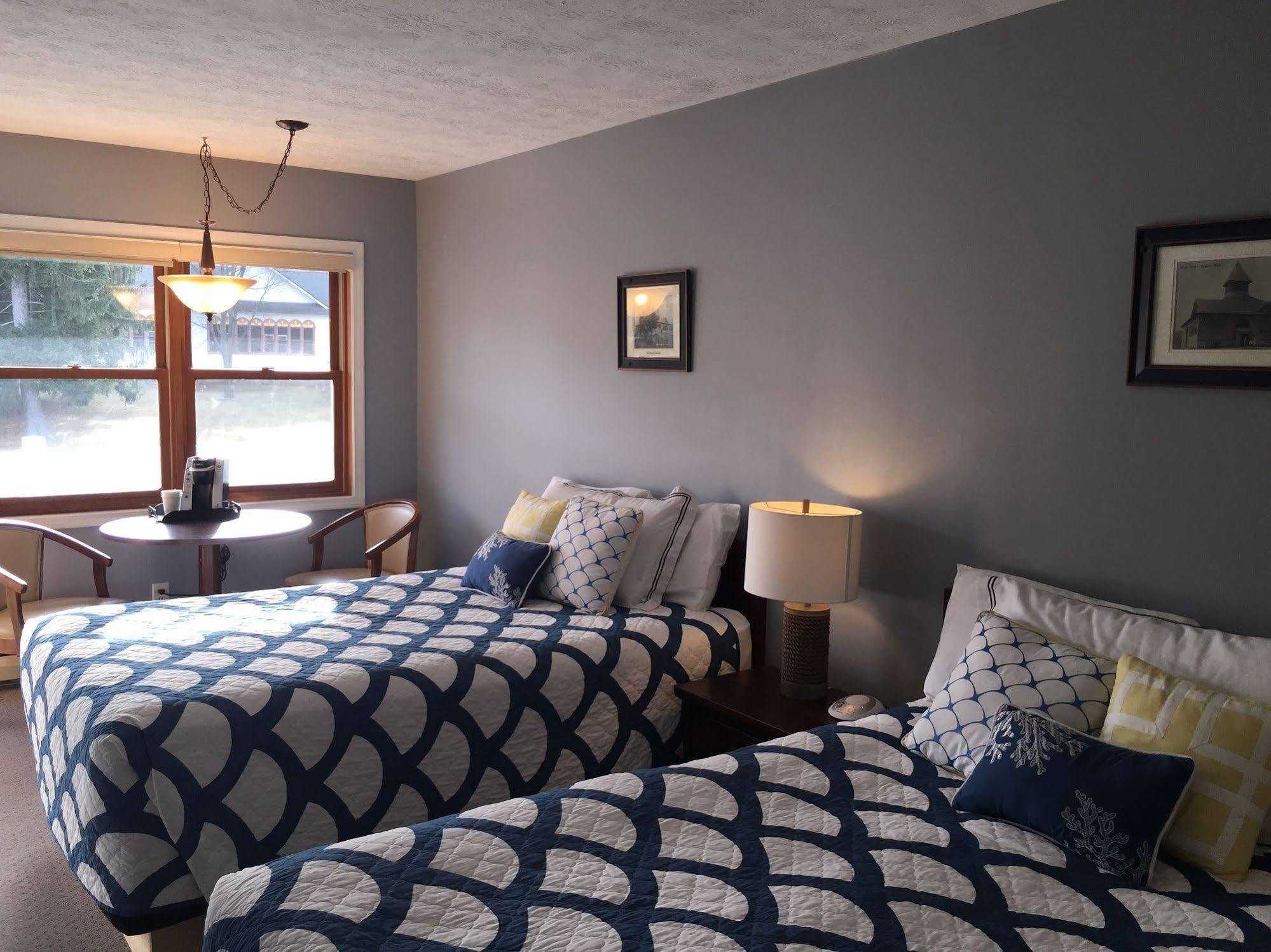 Empire Lakeshore Inn Eksteriør bilde